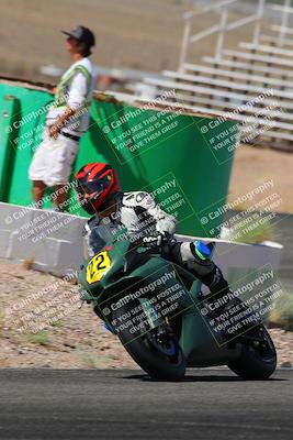 media/Jun-04-2022-WERA (Sat) [[b852bbbd55]]/Practice Races/7- WERA riders school/